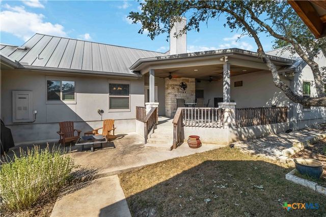 645 Cambridge Drive, New Braunfels, TX 78132