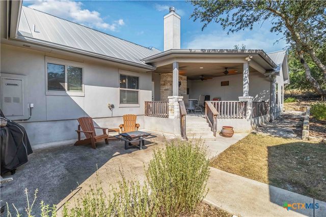 645 Cambridge Drive, New Braunfels, TX 78132