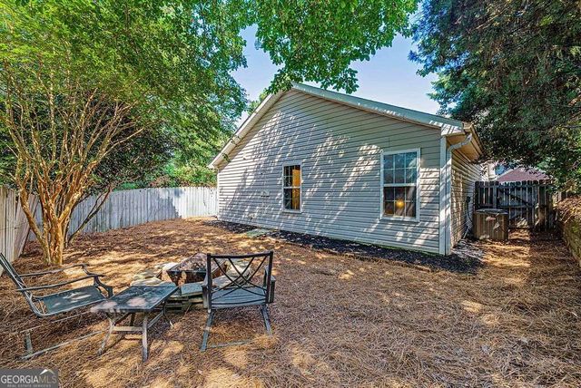 217 Parkridge Drive, Woodstock, GA 30189