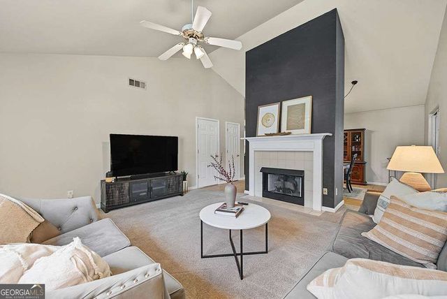 217 Parkridge Drive, Woodstock, GA 30189