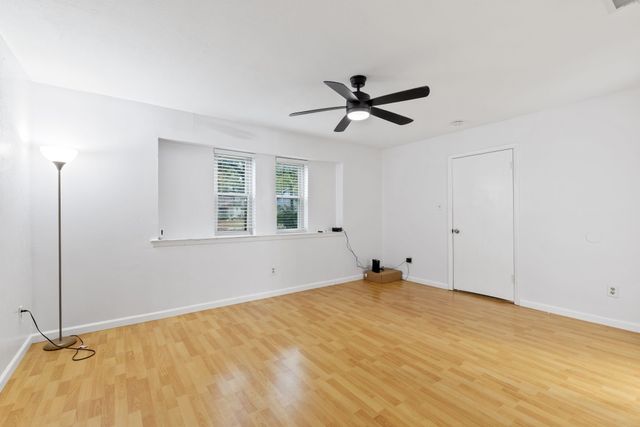 6736 Starnes Road, North Richland Hills, TX 76182