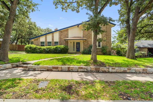 6736 Starnes Road, North Richland Hills, TX 76182