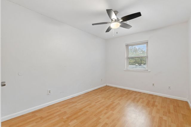 6736 Starnes Road, North Richland Hills, TX 76182