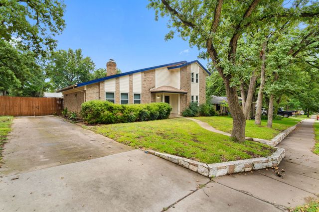 6736 Starnes Road, North Richland Hills, TX 76182