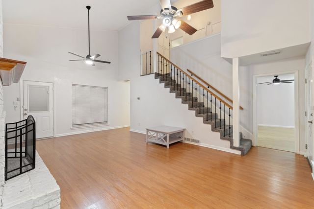 6736 Starnes Road, North Richland Hills, TX 76182