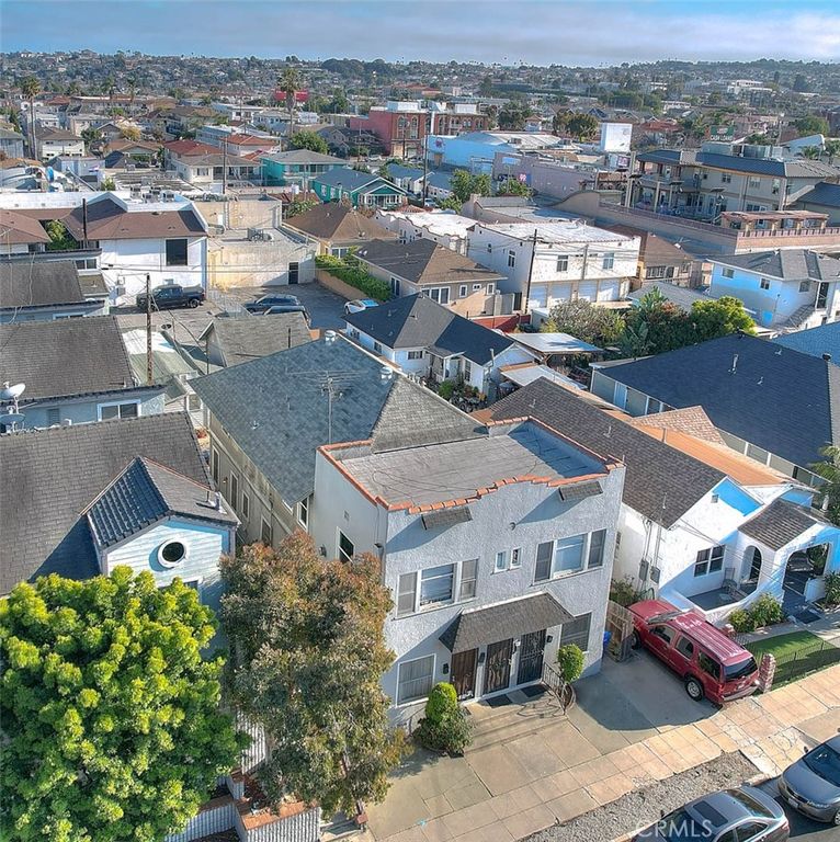Image 23 of property listing at 629 W 8th W, San Pedro, CA 90731