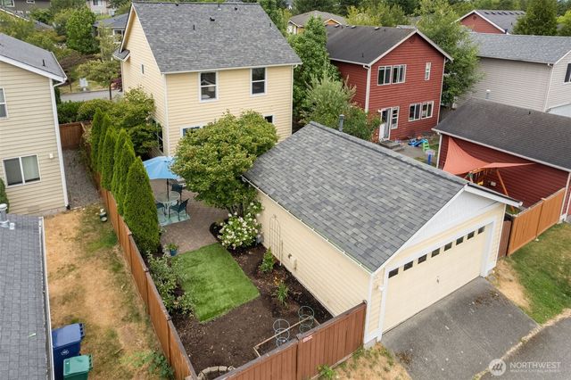 9907 223rd Place NE, Redmond, WA 98053