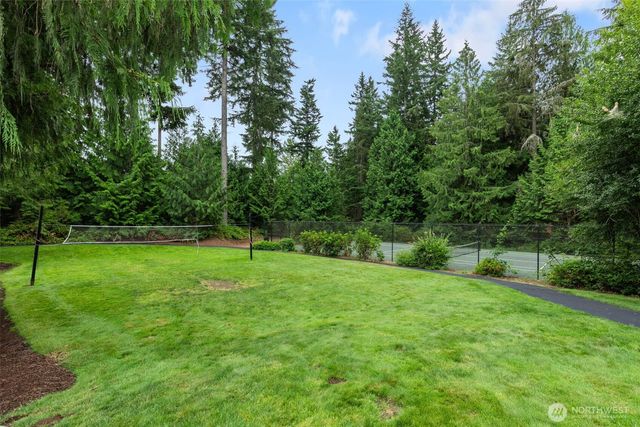 9907 223rd Place NE, Redmond, WA 98053