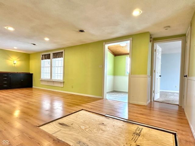 14712 Michael Drive, Leo, IN 46765