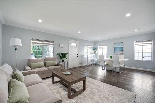 46 Pleasant Street, Long Beach, CA 90805