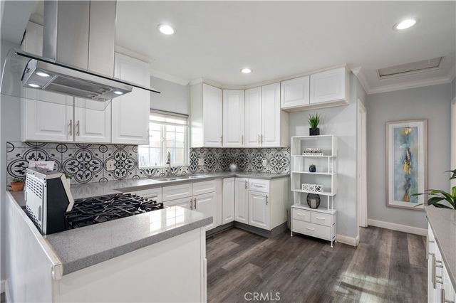 46 Pleasant Street, Long Beach, CA 90805