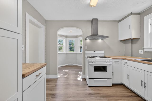 1109 S Webster Street, Jackson, MI 49203