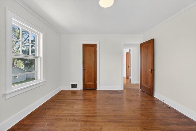 1109 S Webster Street, Jackson, MI 49203