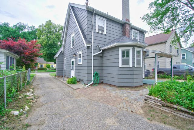 1109 S Webster Street, Jackson, MI 49203