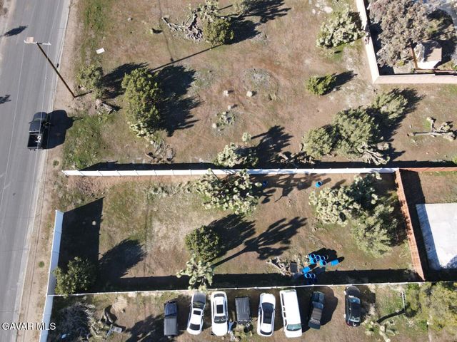 36447 Rozalee Drive, Palmdale, CA 93550