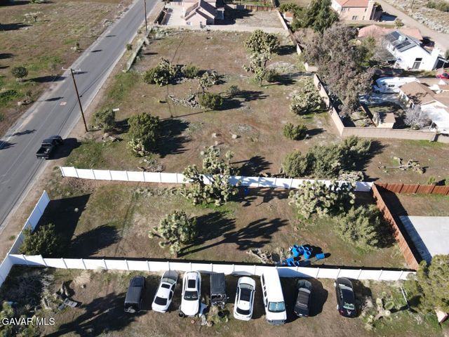 36447 Rozalee Drive, Palmdale, CA 93550