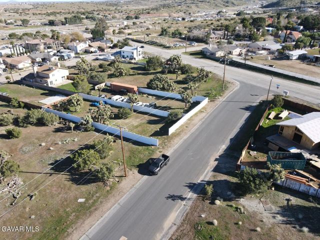 36447 Rozalee Drive, Palmdale, CA 93550