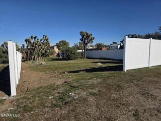 36447 Rozalee Drive, Palmdale, CA 93550