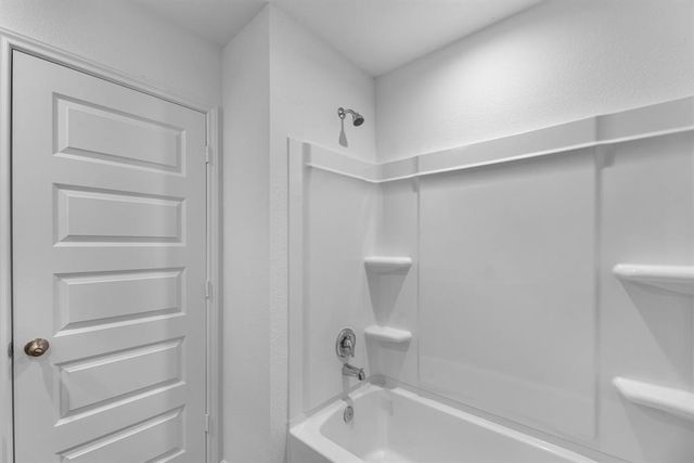 5640 Canvasback Drive, Orange, TX 77632