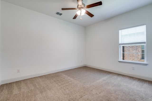 332 Braves Way, Lavon, TX 75166