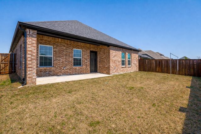 332 Braves Way, Lavon, TX 75166
