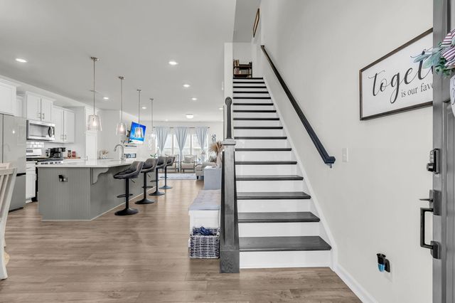 250 Surfbird Road, Summerville, SC 29486