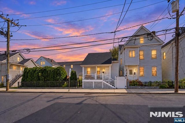 87 17th Street, Paterson, NJ 07524