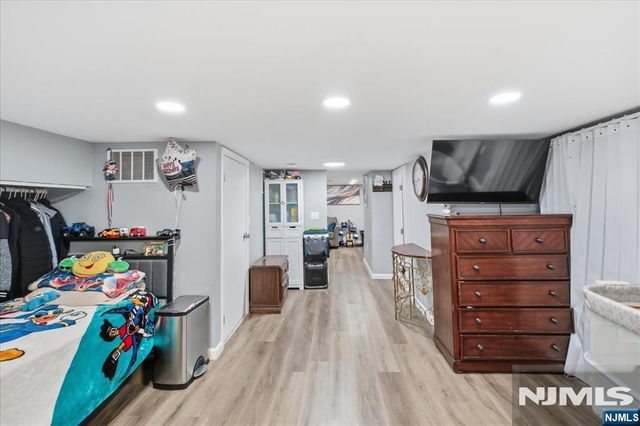 87 17th Street, Paterson, NJ 07524