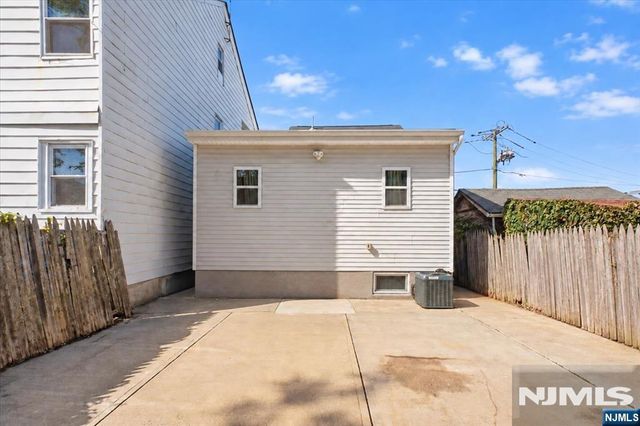 87 17th Street, Paterson, NJ 07524