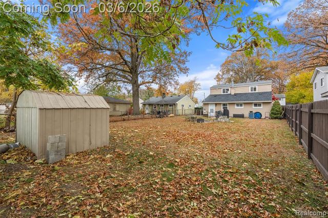 34441 Phyllis Street, Wayne, MI 48184