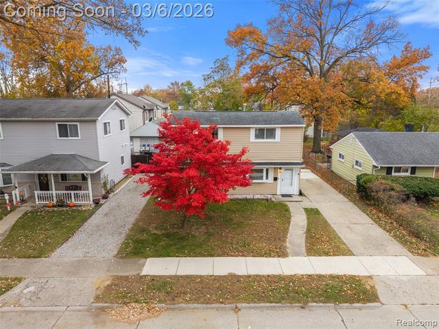 34441 Phyllis Street, Wayne, MI 48184