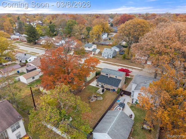 34441 Phyllis Street, Wayne, MI 48184