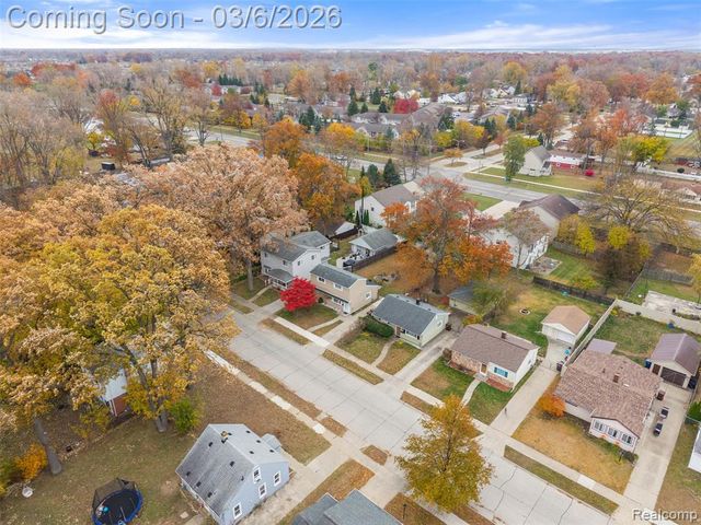 34441 Phyllis Street, Wayne, MI 48184