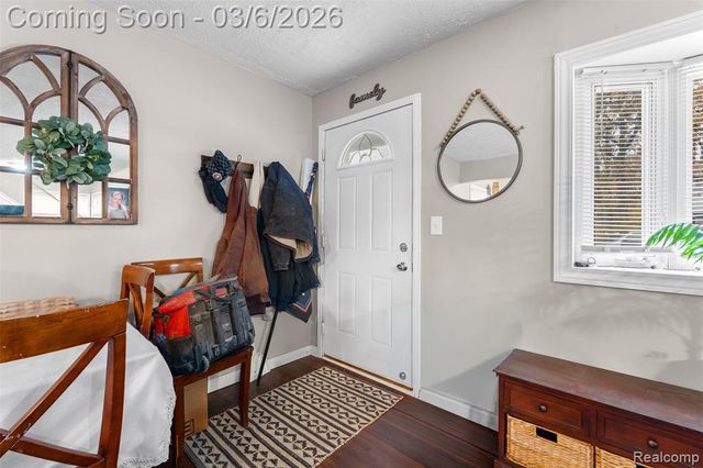 34441 Phyllis Street, Wayne, MI 48184