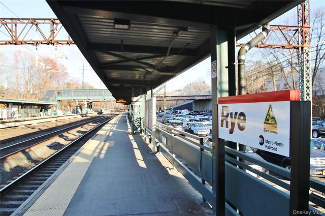 39 Avon Circle A, Rye Brook, NY 10573