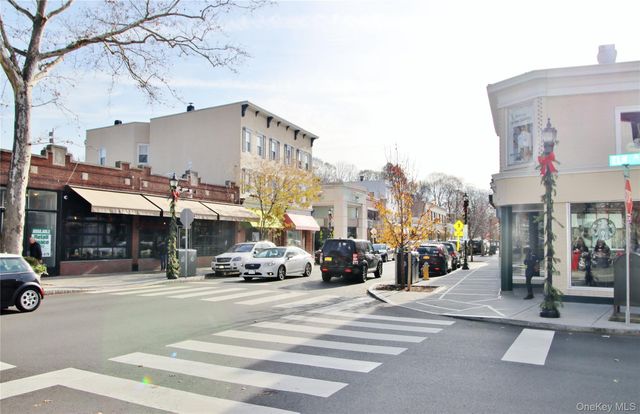 39 Avon Circle A, Rye Brook, NY 10573