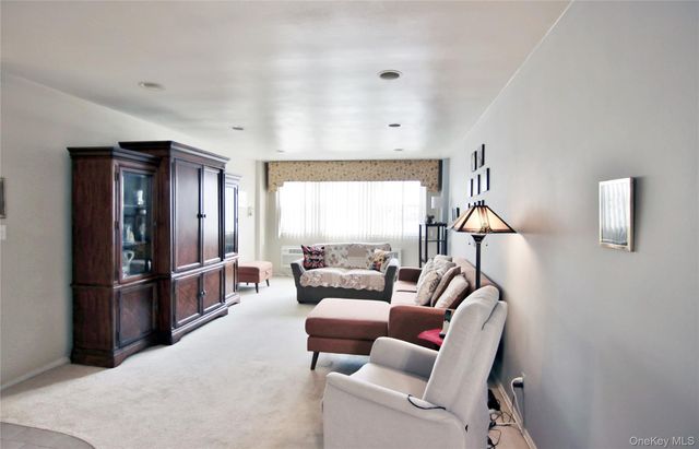 39 Avon Circle A, Rye Brook, NY 10573