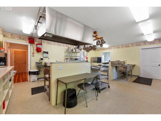 48212 CLEAR CREEK Rd, Halfway, OR 97834