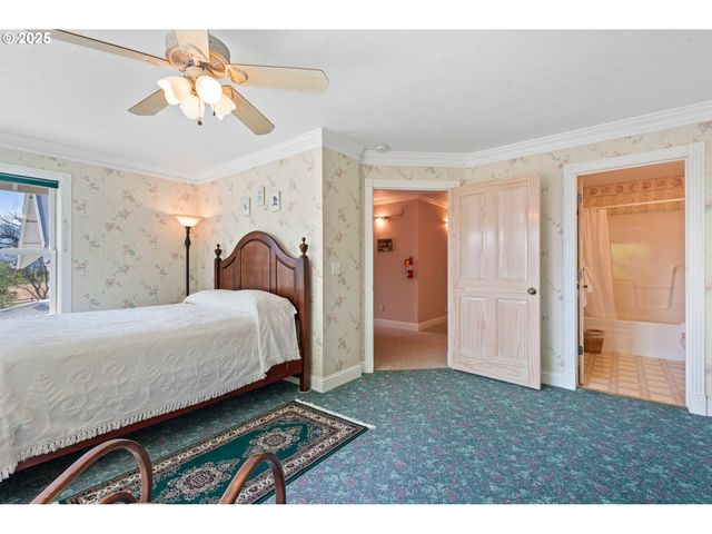 48212 CLEAR CREEK Rd, Halfway, OR 97834