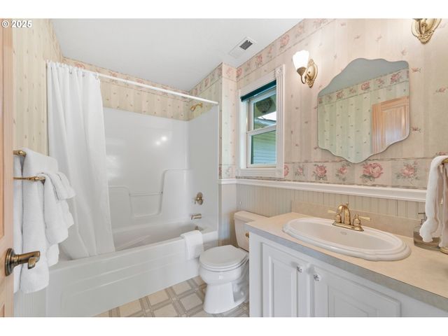 48212 CLEAR CREEK Rd, Halfway, OR 97834