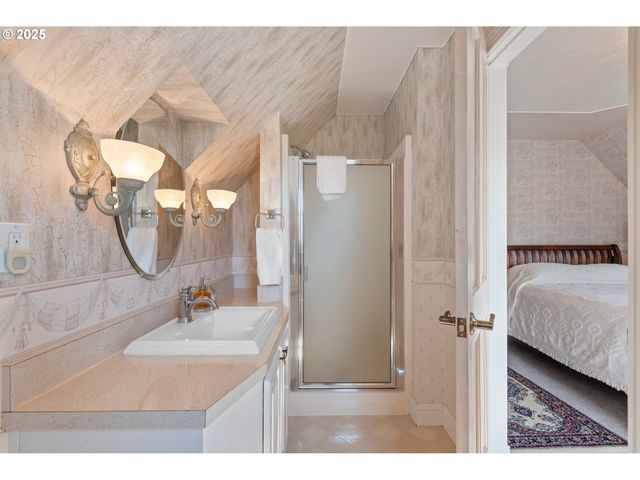 48212 CLEAR CREEK Rd, Halfway, OR 97834