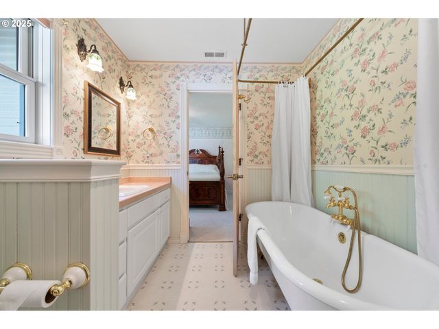 48212 CLEAR CREEK Rd, Halfway, OR 97834