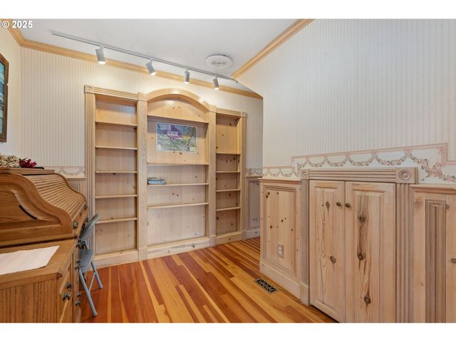 48212 CLEAR CREEK Rd, Halfway, OR 97834