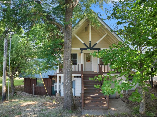 48212 CLEAR CREEK Rd, Halfway, OR 97834