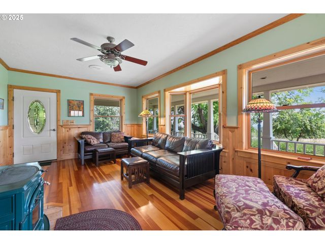 48212 CLEAR CREEK Rd, Halfway, OR 97834