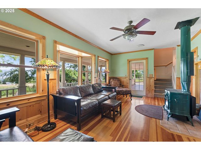 48212 CLEAR CREEK Rd, Halfway, OR 97834