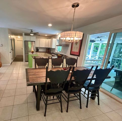 35 King Arthur Lane, Bristol, NH 03222
