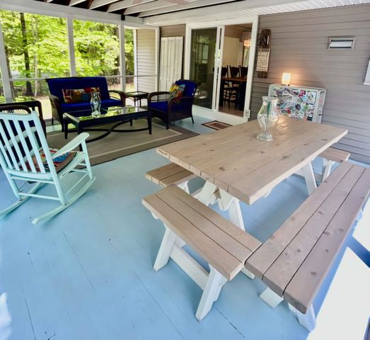 35 King Arthur Lane, Bristol, NH 03222
