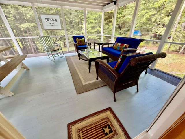 35 King Arthur Lane, Bristol, NH 03222