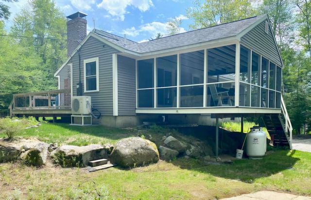35 King Arthur Lane, Bristol, NH 03222